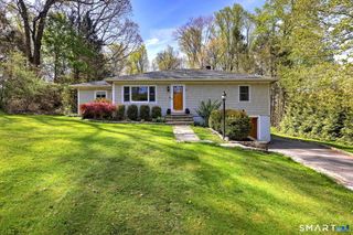 11 Greenwood Drive, Monroe, CT 06468