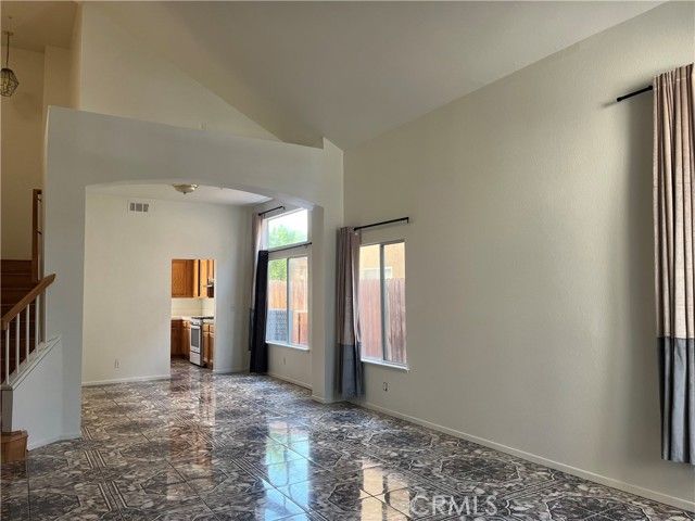 15827 Fiddleleaf, Fontana, CA 92337
