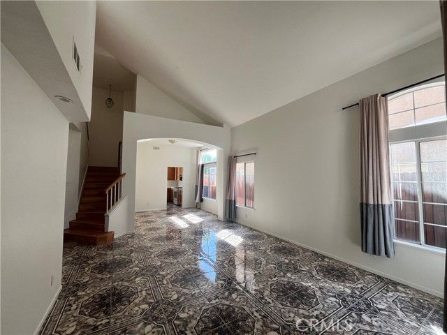 15827 Fiddleleaf, Fontana, CA 92337