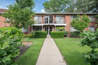 1150 OSTERMAN Avenue C, Deerfield, IL 60015