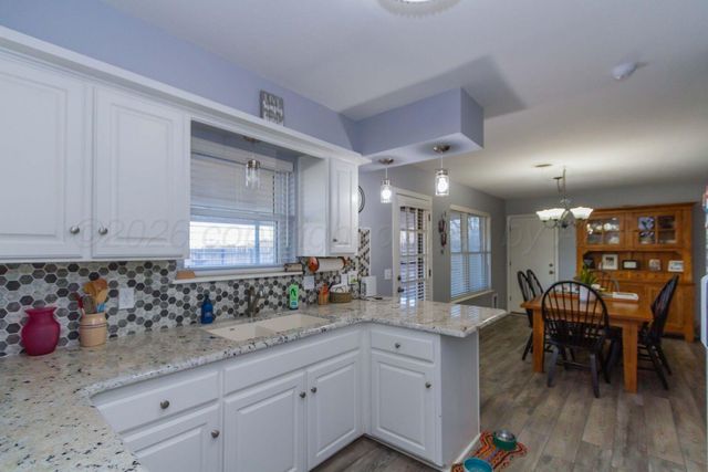 7612 FARRELL Drive, Amarillo, TX 79121