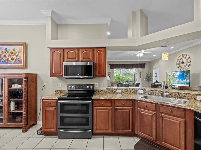 7637 GRASMERE DRIVE, Land O Lakes, FL 34637