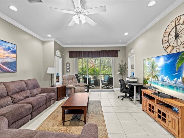 7637 GRASMERE DRIVE, Land O Lakes, FL 34637