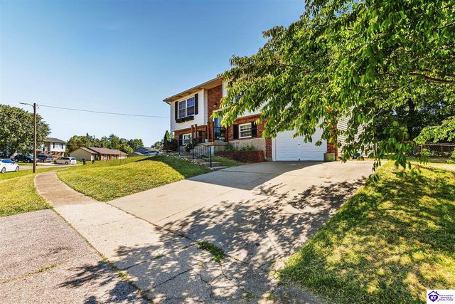 772 Magnolia Drive, Radcliff, KY 40160