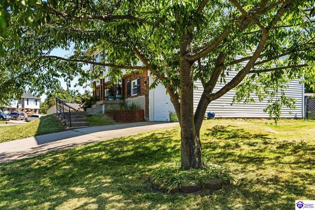 772 Magnolia Drive, Radcliff, KY 40160