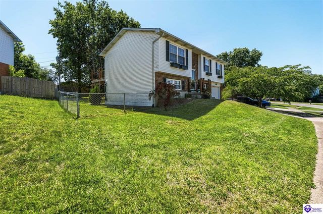 772 Magnolia Drive, Radcliff, KY 40160
