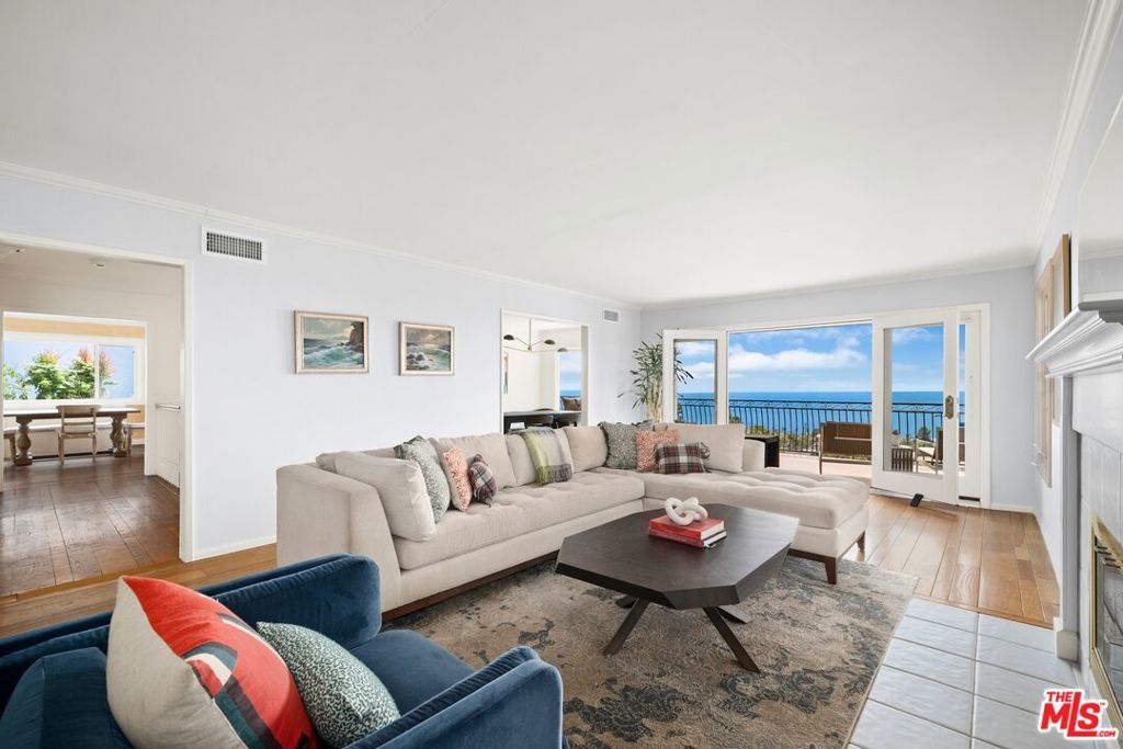 28049 Lobrook Drive, Rancho Palos Verdes, CA 90275