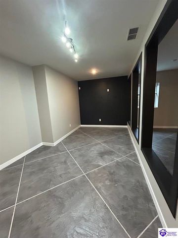 1753 St John Road, Elizabethtown, KY 42701