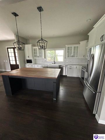 1753 St John Road, Elizabethtown, KY 42701