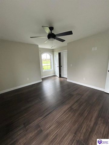 1753 St John Road, Elizabethtown, KY 42701