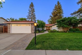 1778 Beachwood Way, Pleasanton, CA 94566