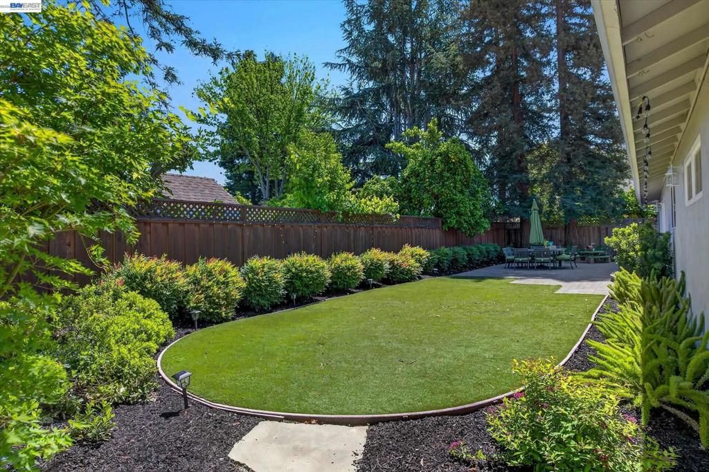 Image 33 of property listing at 1778 Beachwood Way, Pleasanton, CA 94566