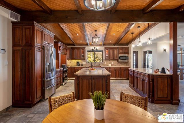 54045 Ridge Road, Yucca Valley, CA 92284