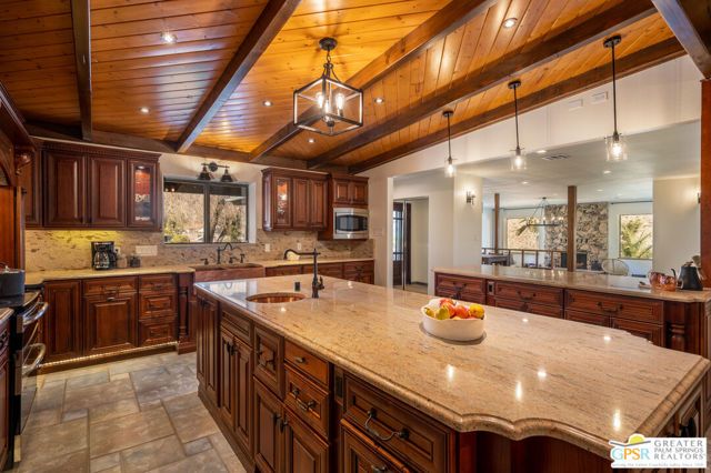 54045 Ridge Road, Yucca Valley, CA 92284