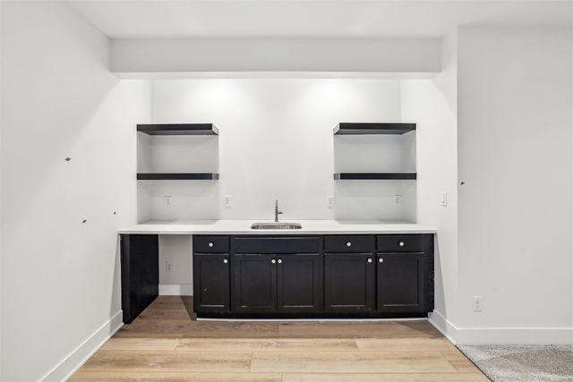 17865 Valley View Drive, Clive, IA 50325