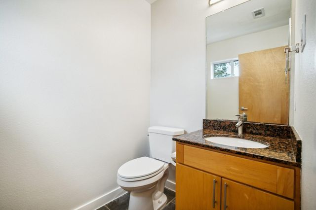 503 Swanee DR 19, Austin, TX 78752