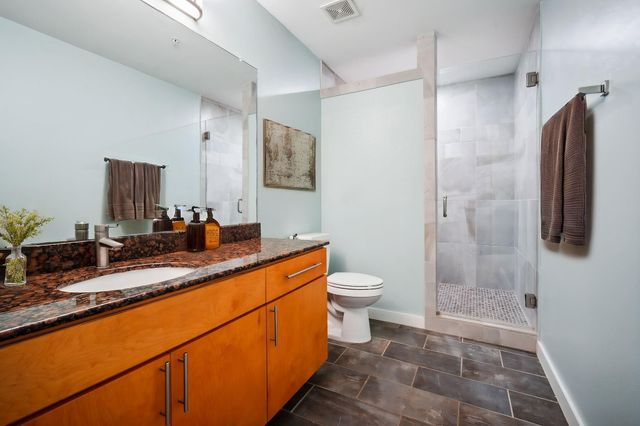 503 Swanee DR 19, Austin, TX 78752