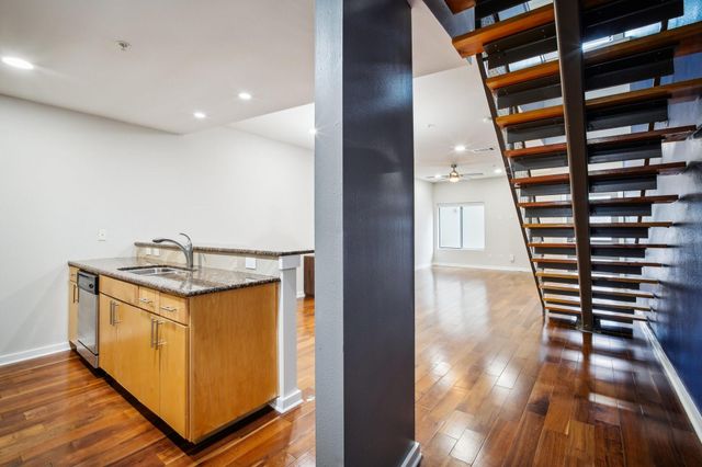 503 Swanee DR 19, Austin, TX 78752