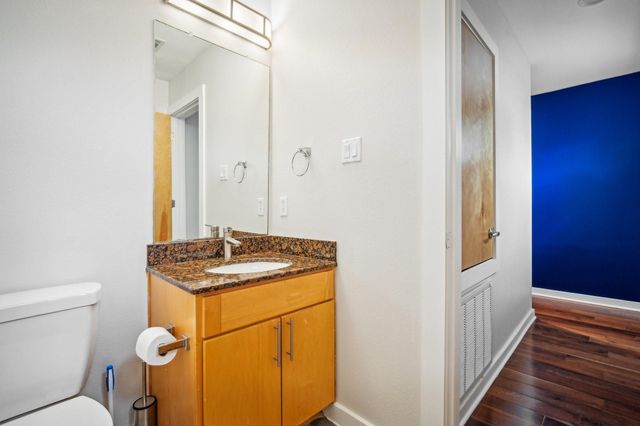 503 Swanee DR 19, Austin, TX 78752