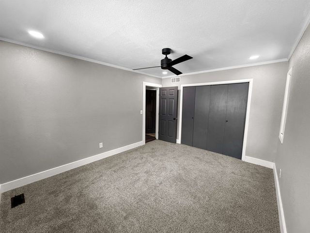 1044 S Beech, Wichita, KS 67207