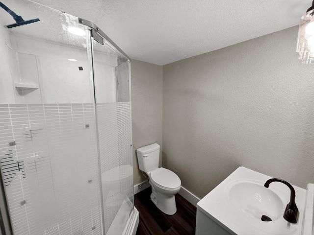 1044 S Beech, Wichita, KS 67207