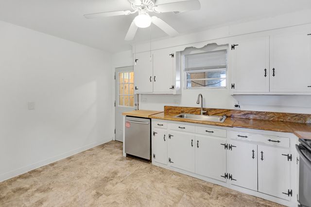 1639 Memminger Avenue B, Charleston, SC 29407