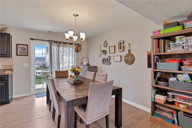 6207 Willow Oak Drive, Huber Heights, OH 45371