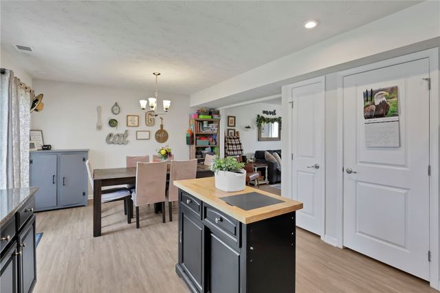 6207 Willow Oak Drive, Huber Heights, OH 45371