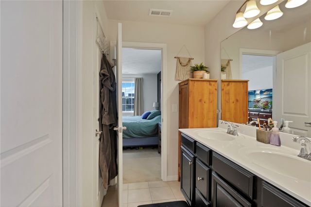 6207 Willow Oak Drive, Huber Heights, OH 45371