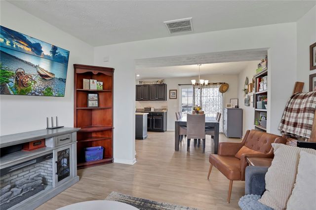 6207 Willow Oak Drive, Huber Heights, OH 45371