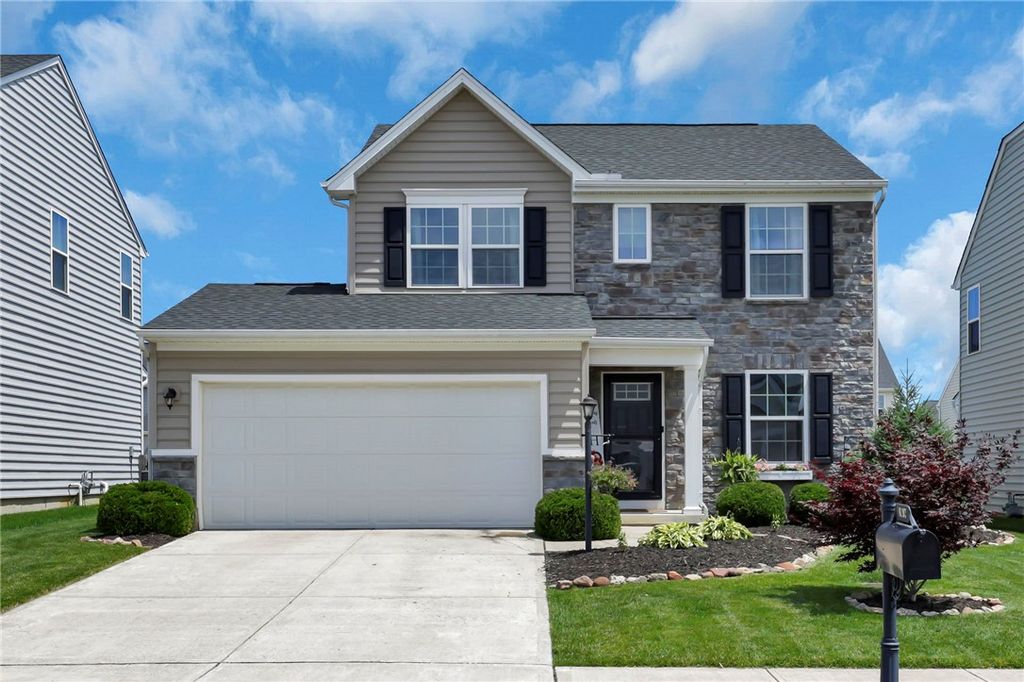 6207 Willow Oak Drive, Huber Heights, OH 45371