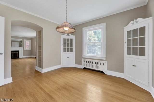 148 McCosh Rd, Clifton City, NJ 07043