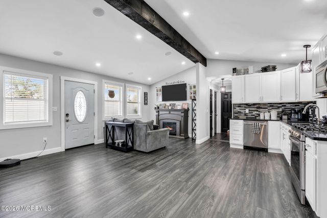 655 Ellicott Avenue, Toms River, NJ 08753