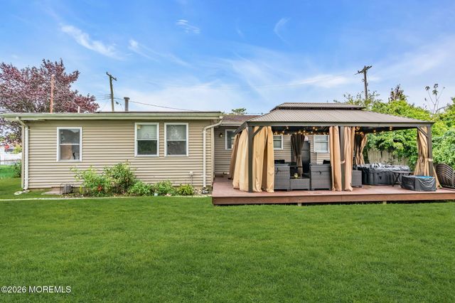 655 Ellicott Avenue, Toms River, NJ 08753