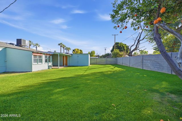 427 E OREGON Avenue, Phoenix, AZ 85012