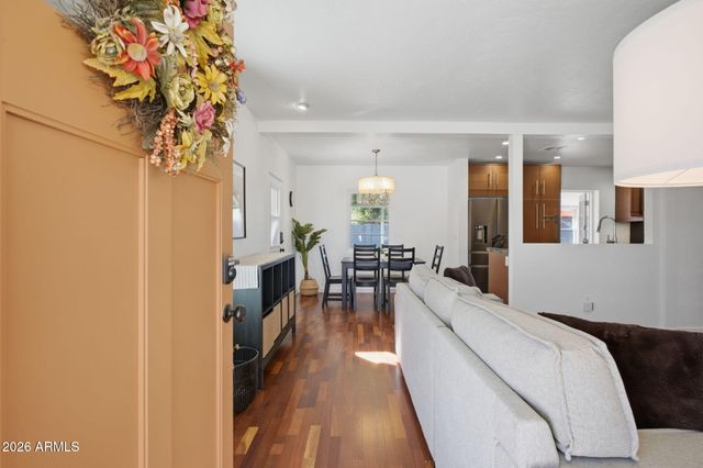 427 E OREGON Avenue, Phoenix, AZ 85012