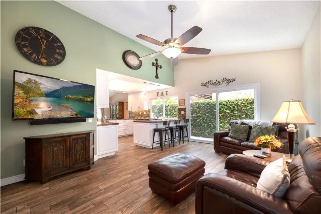 7617 Ponce Avenue, West Hills, CA 91304