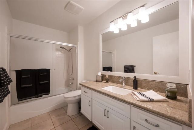 7617 Ponce Avenue, West Hills, CA 91304