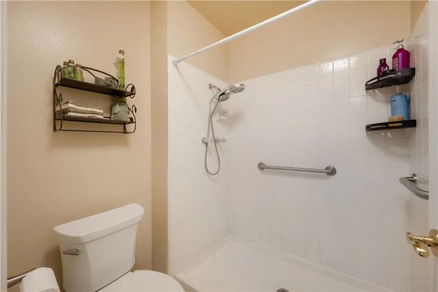 7617 Ponce Avenue, West Hills, CA 91304