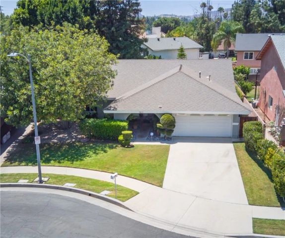 7617 Ponce Avenue, West Hills, CA 91304