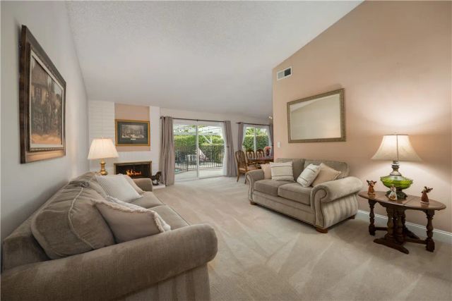 7617 Ponce Avenue, West Hills, CA 91304