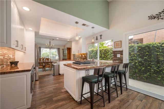 7617 Ponce Avenue, West Hills, CA 91304