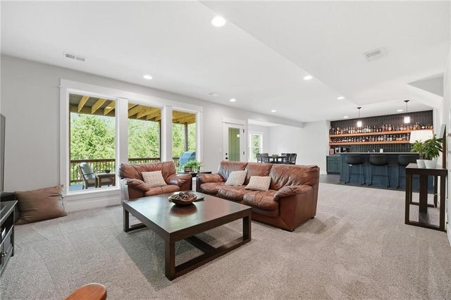 11442 S Montclaire Drive, Olathe, KS 66061