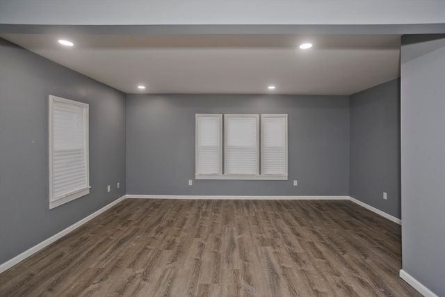 27 Charbonneau Terrace 27, Chicopee, MA 01013