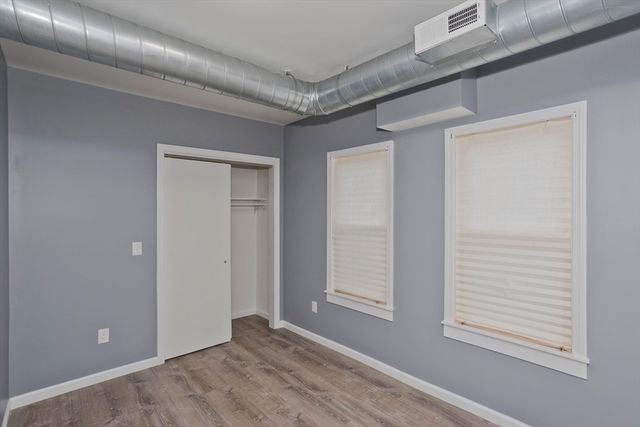 27 Charbonneau Terrace 27, Chicopee, MA 01013