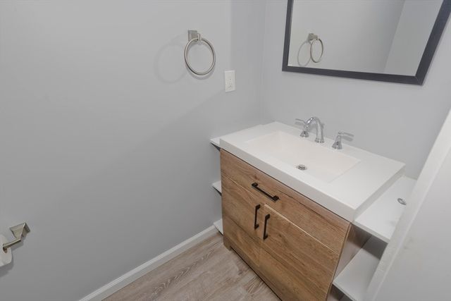 27 Charbonneau Terrace 27, Chicopee, MA 01013