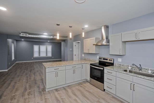 27 Charbonneau Terrace 27, Chicopee, MA 01013