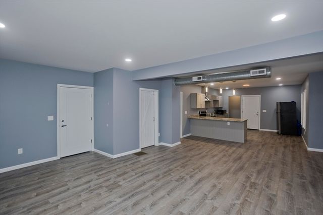 27 Charbonneau Terrace 27, Chicopee, MA 01013