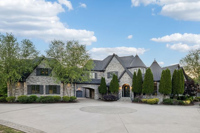 1270 Rehobath Rd, College Grove, TN 37046