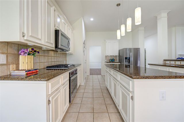 1411 Lake Pauline Court, Richmond, TX 77406